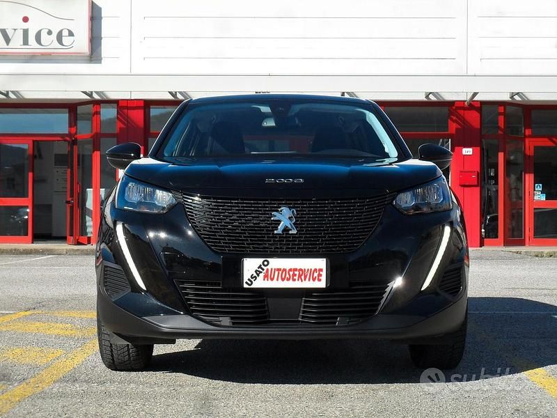 Usata Peugeot 2008 Active 102 CV (75 kW) 2021 Nero SUV