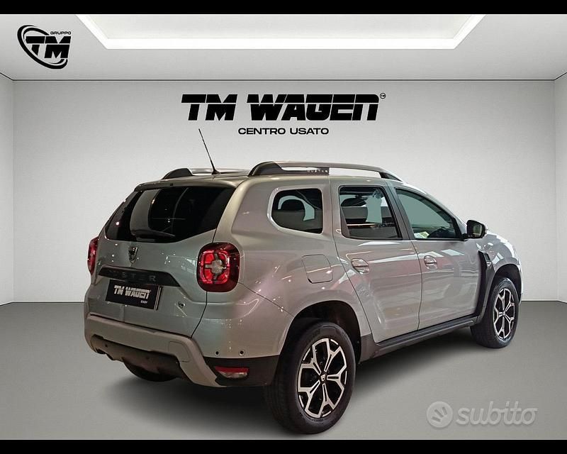 Usata Dacia Duster Prestige 101 CV (74 kW) 2021 Grigio SUV