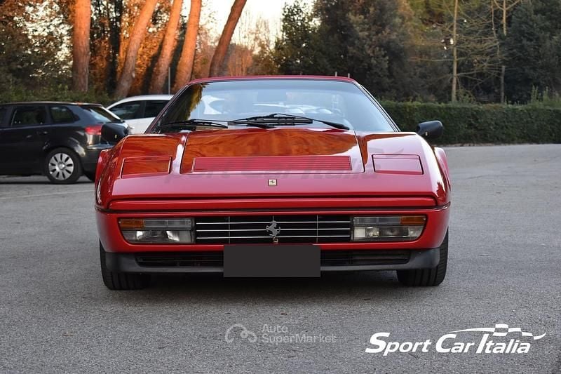 Usata Ferrari 328 271 CV (199 kW) 1988 Rosso Cabrio