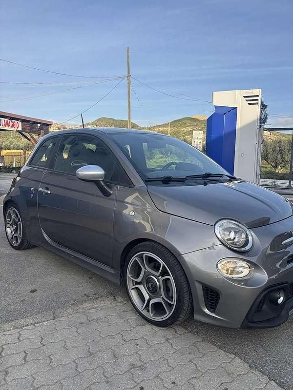 Usata Abarth 595 Turismo 165 CV (121 kW) 2021 Other Utilitaria