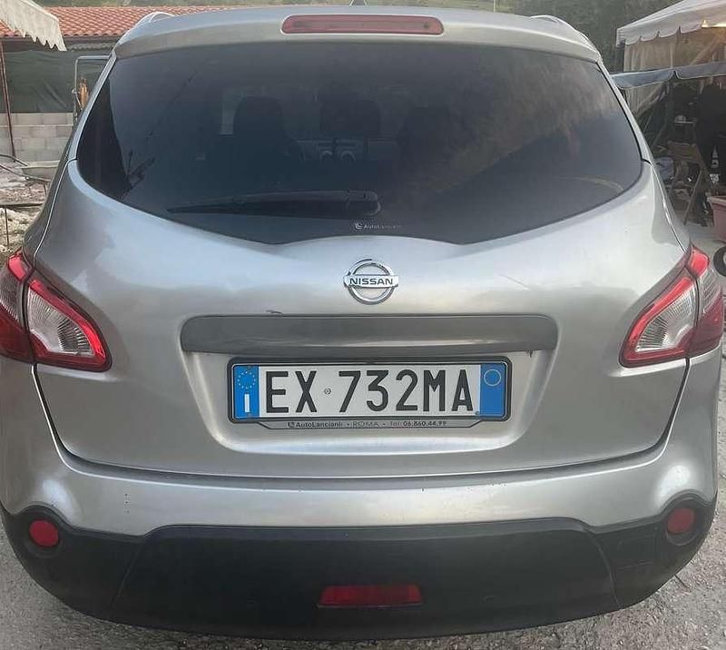 Grigio Usata 2014 Nissan Qashqai +2 SUV | 7000 € (Ottimo prezzo) - Immagine 1/4
