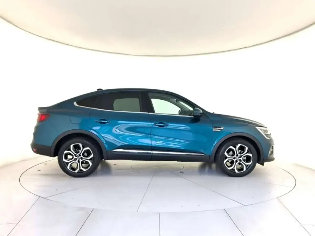 Usata Renault Arkana Techno 94 CV (69 kW) 2023 Grigio grafite SUV