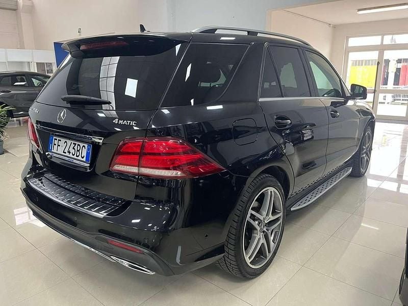 Usata Mercedes GLE350 Premium Plus 258 CV (189 kW) 2016 Obsidian black metallic SUV