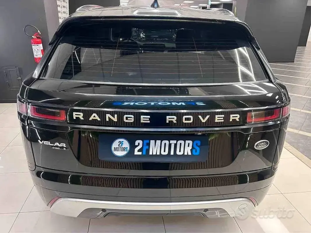 Usata Land Rover Range Rover Velar R-Dynamic 179 CV (131 kW) 2020 Nero SUV
