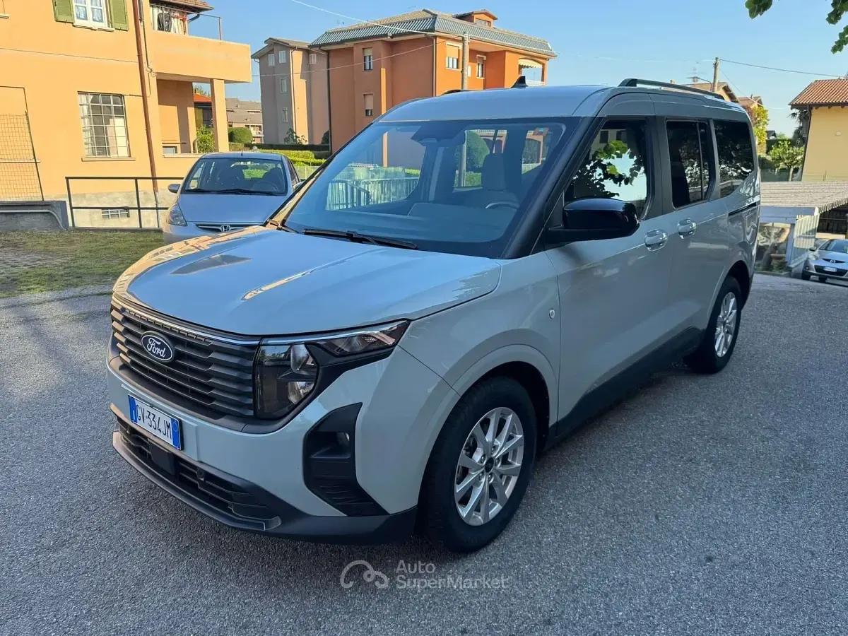 Occasion Ford Tourneo Courier Titanium 125 ch (91 kW) 2024 Gris Monospace
