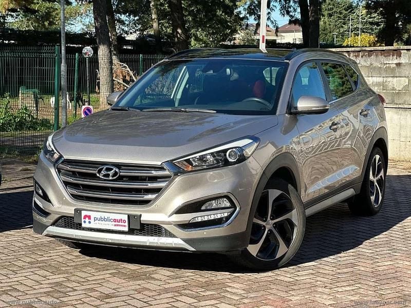 Grigio Usata 2017 Hyundai Tucson Comfort SUV | 11.700 € (Super prezzo) - Immagine 1/4