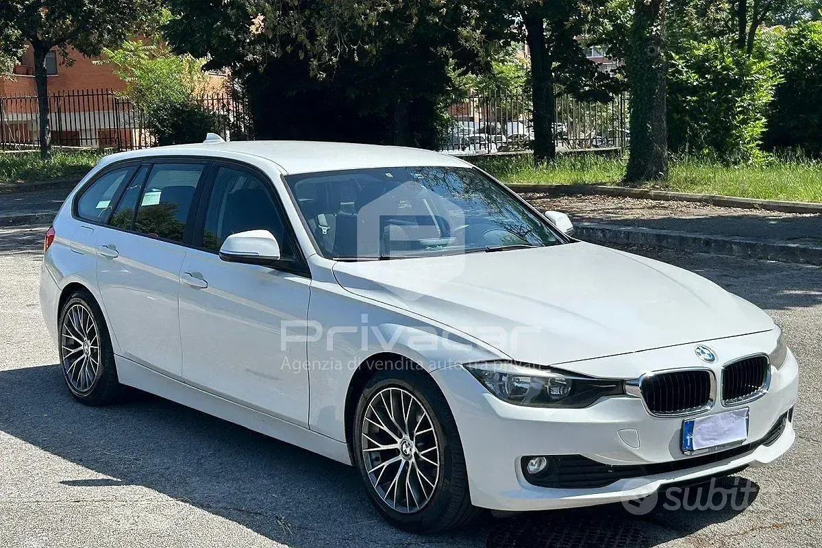 Usata BMW 318 Comfort Edition 143 CV (105 kW) 2013 Bianco Station wagon