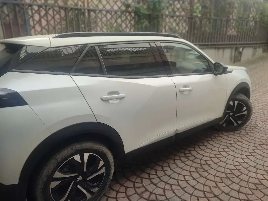Usata Peugeot 2008 Allure 131 CV (96 kW) 2022 SUV