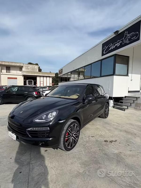 Usata Porsche Cayenne 244 CV (179 kW) 2013 Nero SUV