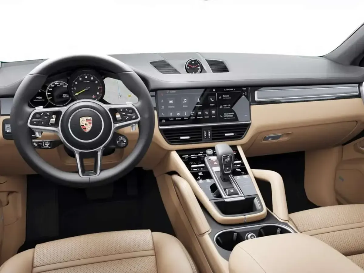 Usata Porsche Cayenne 462 CV (339 kW) 2022 C7 blu moonlight metallizzato SUV