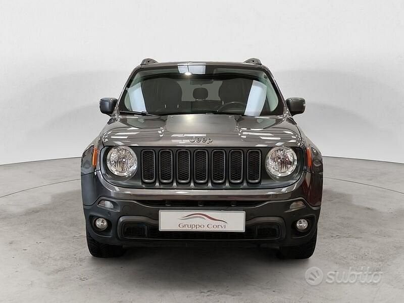 Usata Jeep Renegade Trailhawk 170 CV (125 kW) 2017 Grigio SUV