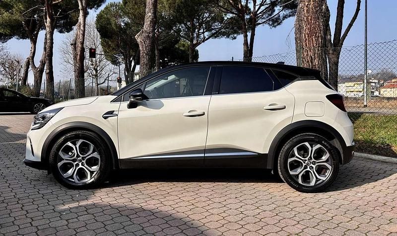 Usata Renault Captur Intens 92 CV (67 kW) 2020 Bianco SUV