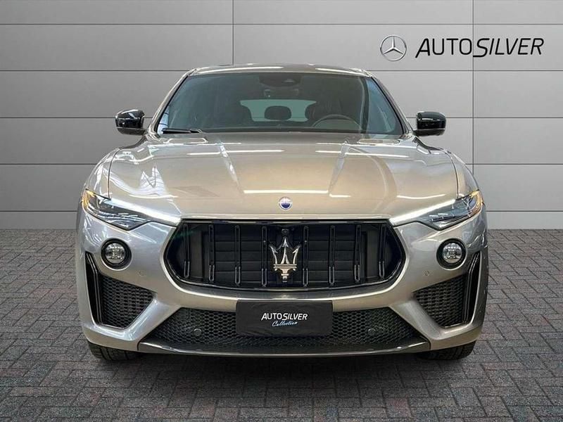 Usata Maserati Levante 580 CV (426 kW) 2020 Grigio / metallizzato SUV