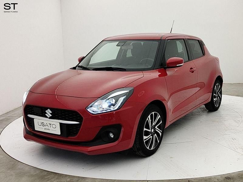 Usata Suzuki Swift 82 CV (60 kW) 2023 Rosso Utilitaria