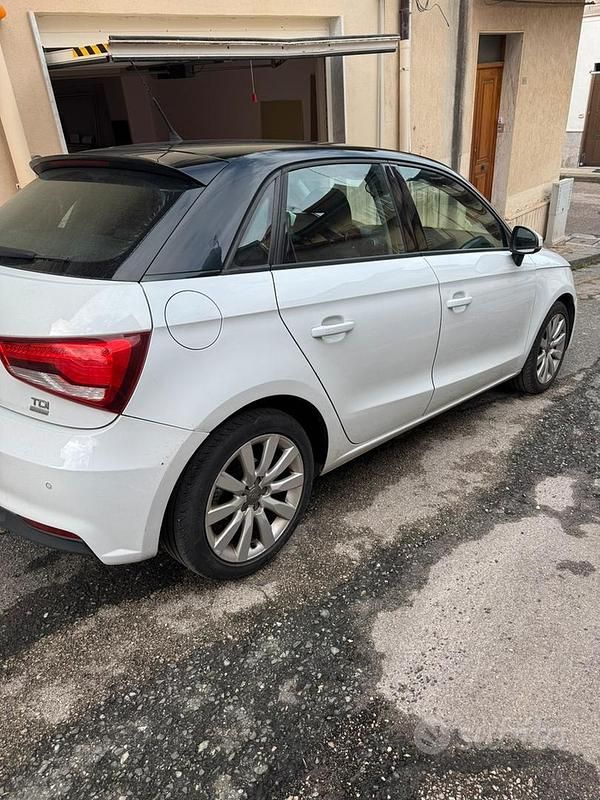Usata Audi A1 90 CV (66 kW) 2015 Bianco Utilitaria