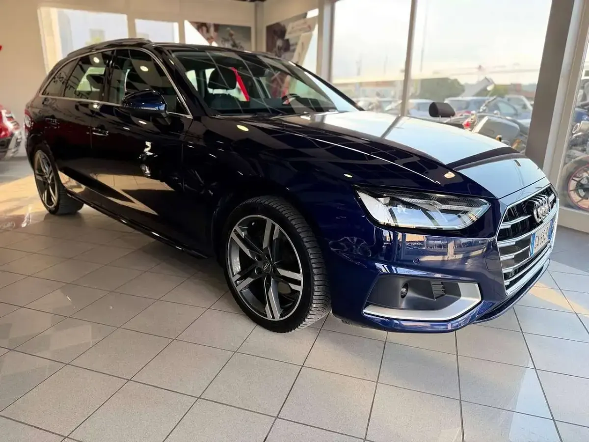 Usata Audi A4 Advanced Plus 163 CV (119 kW) 2020 Blu/azzurro Station wagon