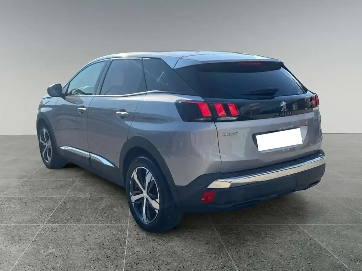 Usata Peugeot 3008 Allure 131 CV (96 kW) 2020 Other SUV