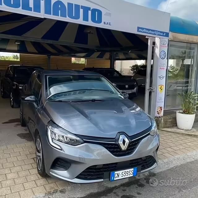 Usata Renault Clio V Techno 91 CV (66 kW) 2023 Grigio Berlina