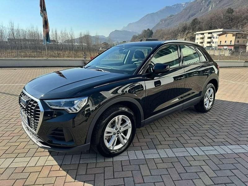 Nero Usata 2021 Audi Q3 Business SUV | 25.000 € (Super prezzo) - Immagine 1/4