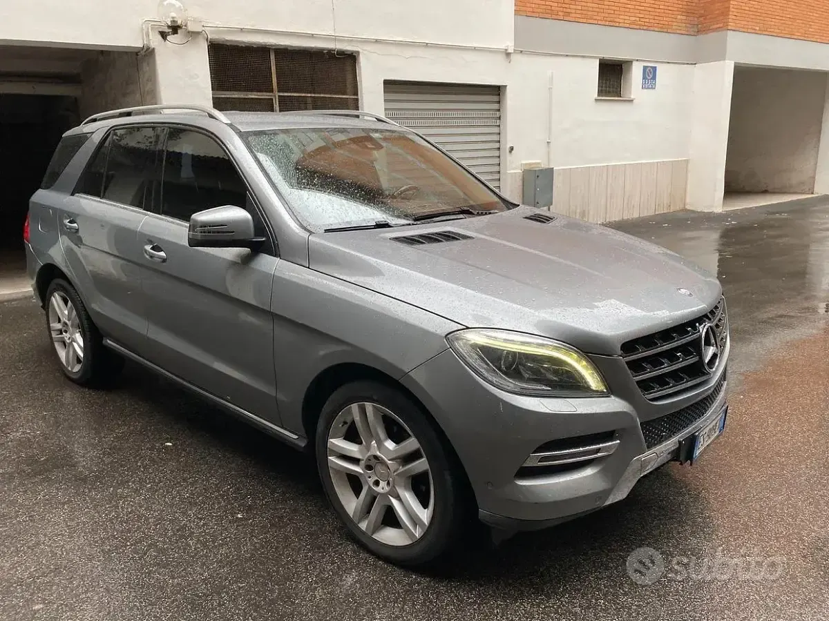 Usata Mercedes ML250 204 CV (150 kW) 2013 Grigio SUV