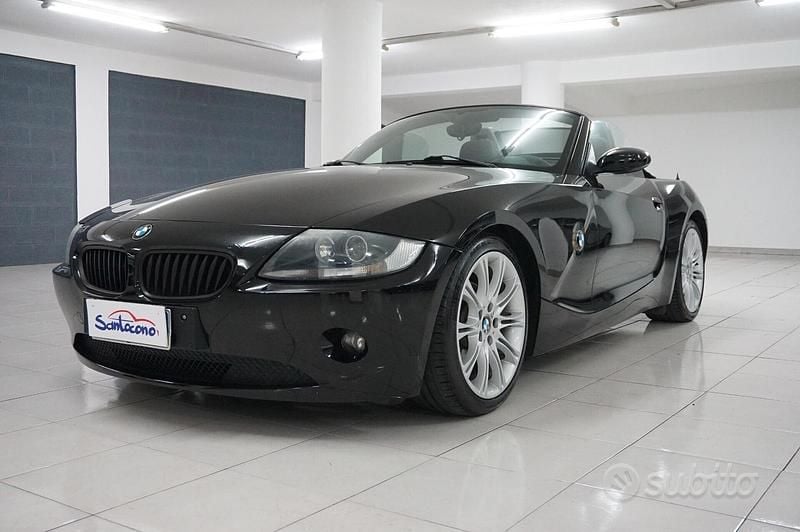 Usata BMW Z4 M Sport 149 CV (109 kW) 2005 Nero Cabrio