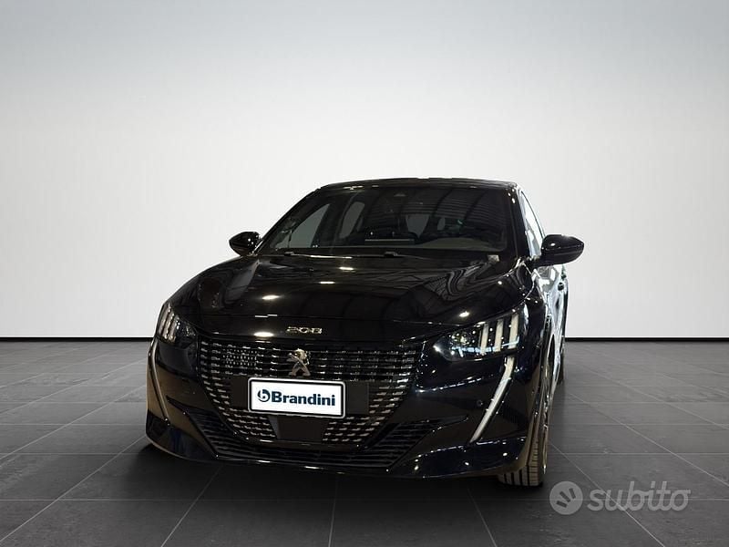 Usata Peugeot 208 GT 101 CV (74 kW) 2023 Nero Utilitaria