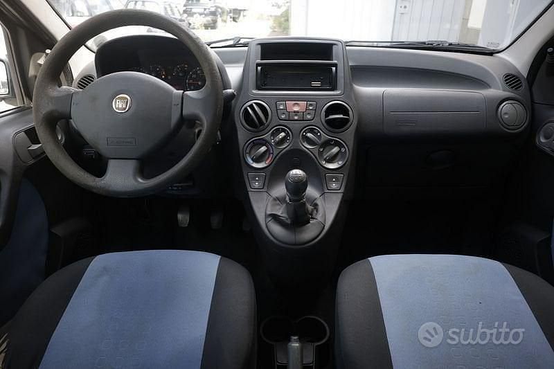 Begagnad Fiat Panda Dynamic 60 HK (44 kW) 2009 Grå Halvkombi
