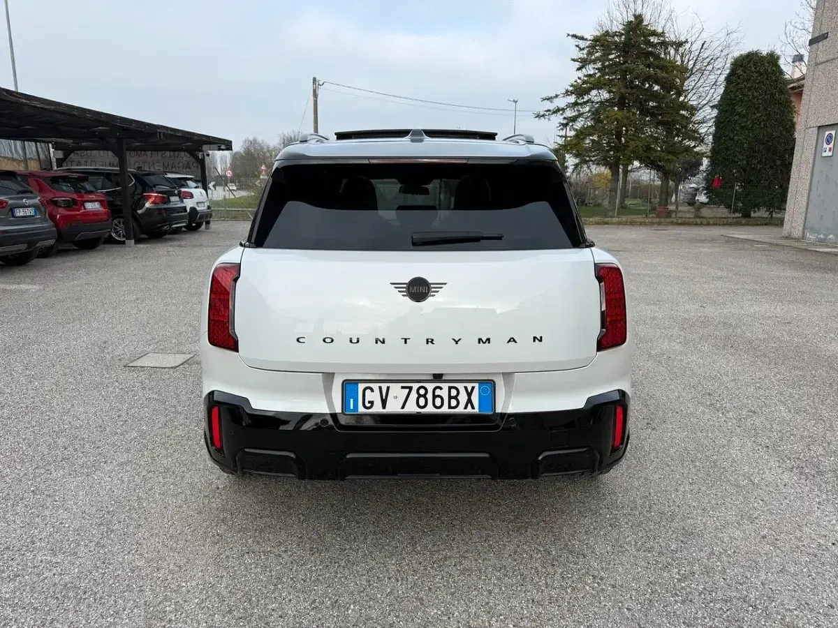Usata Mini John Cooper Works Countryman 156 CV (114 kW) 2024 Bianco SUV