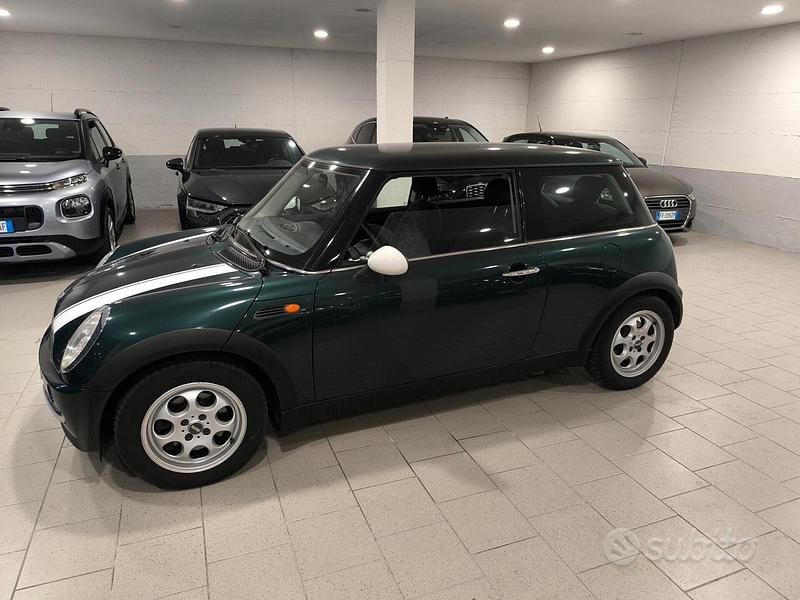 Usata Mini ONE 90 CV (66 kW) 2007 Verde Utilitaria