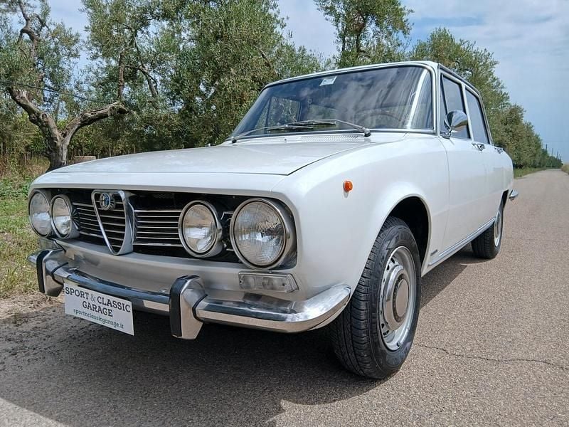 Bianco Usata 1971 Alfa Romeo 1750 Tre volumi | 17.950 € - Immagine 1/4