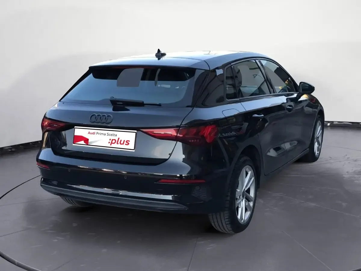 Usata Audi A3 Sportback Advanced 116 CV (85 kW) 2022 Nero Utilitaria