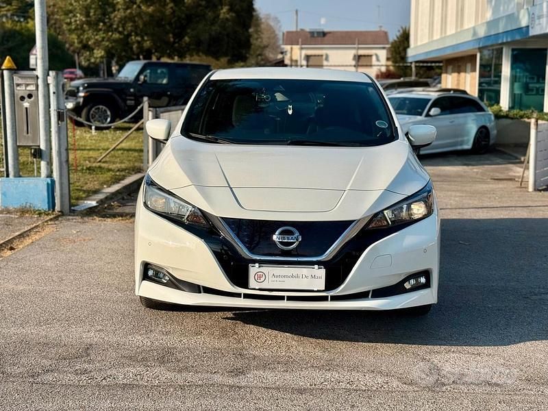 Usata Nissan Leaf Visia+ 110 kW (150 CV) 2018 Bianco Utilitaria