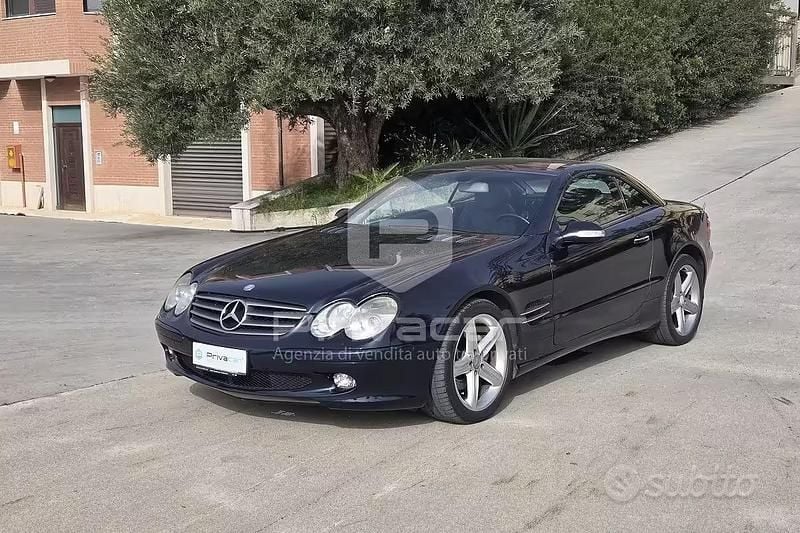 Usata Mercedes SL350 245 CV (180 kW) 2003 Blu Cabrio