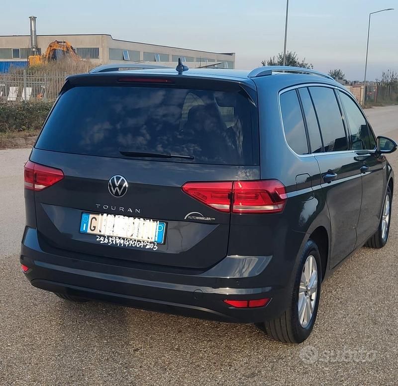 Usata VW Touran 150 CV (110 kW) 2021 Monovolume