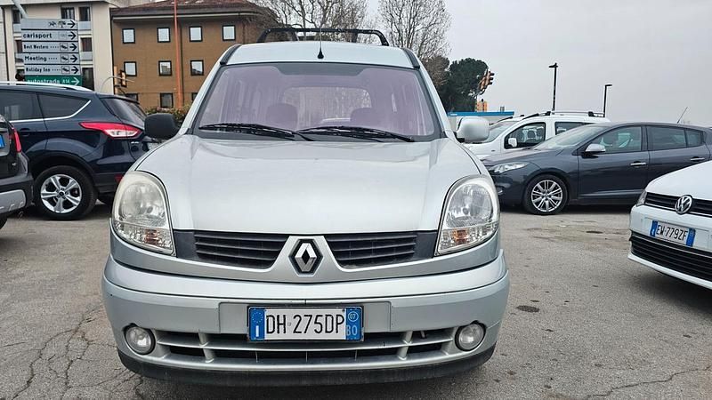 Usata Renault Kangoo Luxe 82 CV (60 kW) 2007 Argento Monovolume
