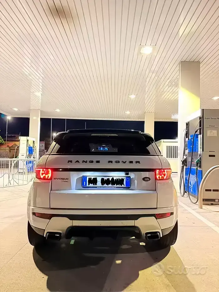 Usata Land Rover Range Rover evoque 150 CV (110 kW) 2016 Bianco Station wagon