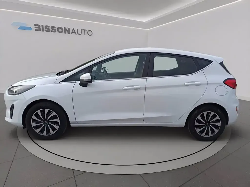 Usata Ford Fiesta Titanium 75 CV (55 kW) 2023 Bianco Utilitaria