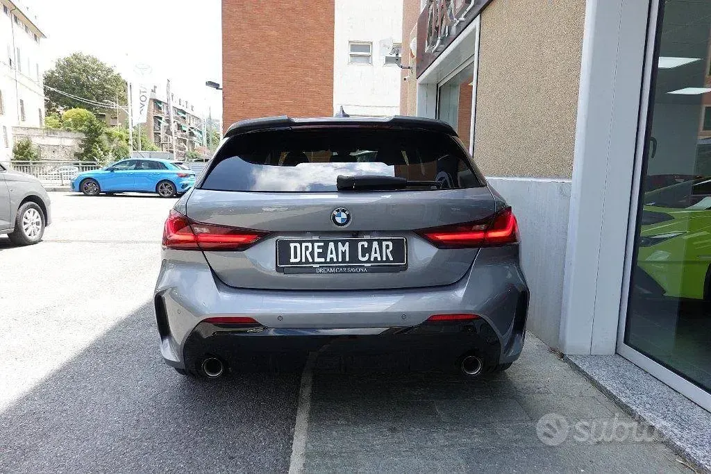 Usata BMW 120 M Sport 190 CV (139 kW) 2022 Grigio Berlina