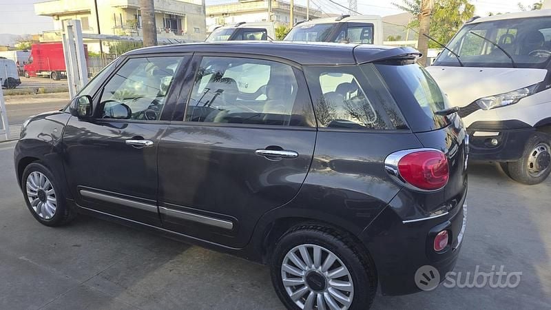 Usata Fiat 500L Lounge 85 CV (62 kW) 2014 Grigio Monovolume