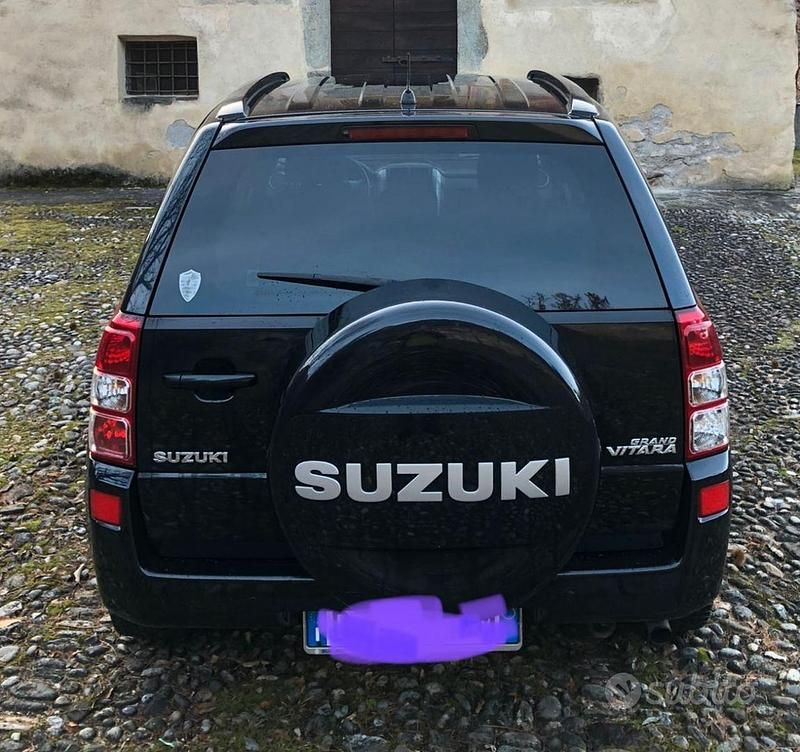 Usata Suzuki Grand Vitara 130 CV (95 kW) 2010 Nero SUV