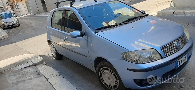 Usata Fiat Punto 60 CV (44 kW) 2008 Blu Utilitaria