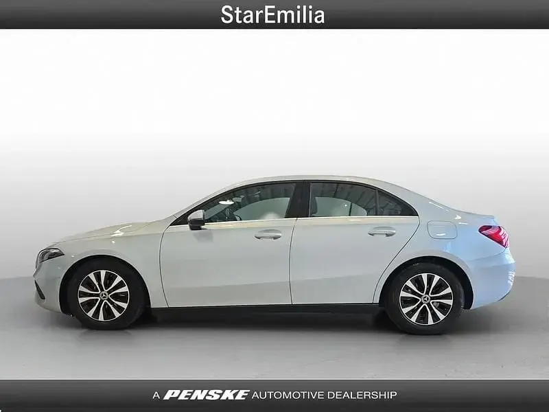 Usata Mercedes A180 Advanced Plus 116 CV (85 kW) 2024 Argento Berlina
