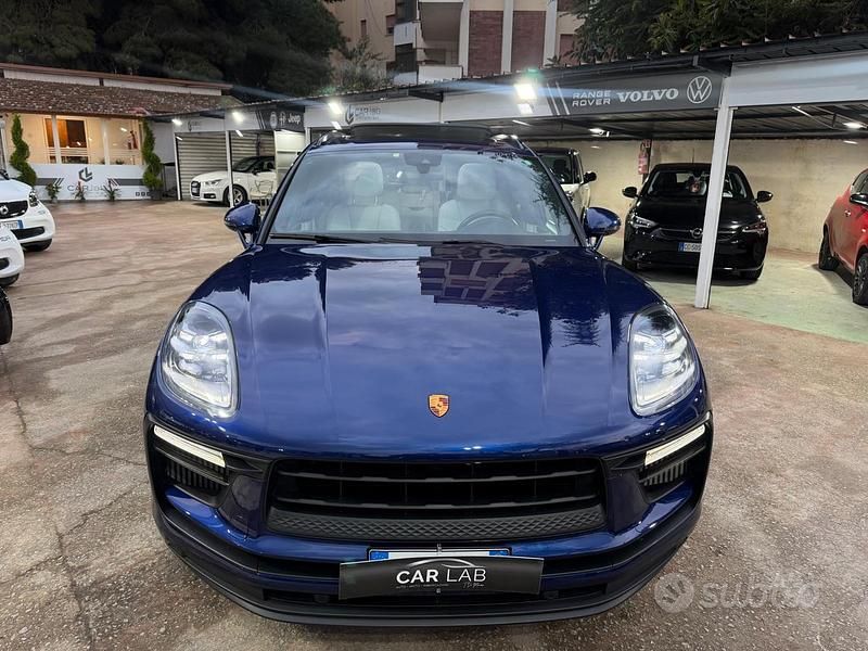 Usata Porsche Macan 381 CV (280 kW) 2023 Blu SUV