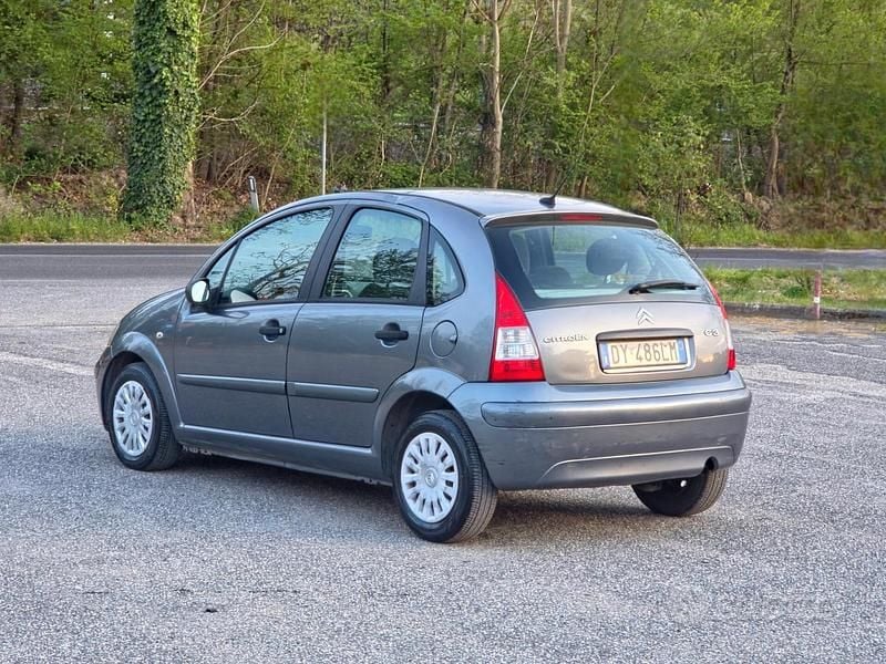 Usata Citroën C3 Exclusive 60 CV (44 kW) 2009 Grigio Berlina