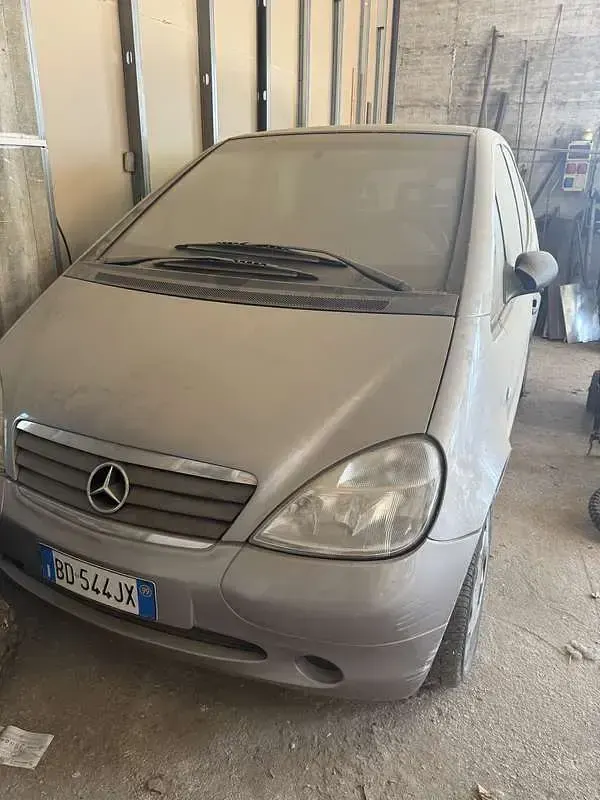 Usata Mercedes A170 Classic 90 CV (66 kW) 1999 Utilitaria