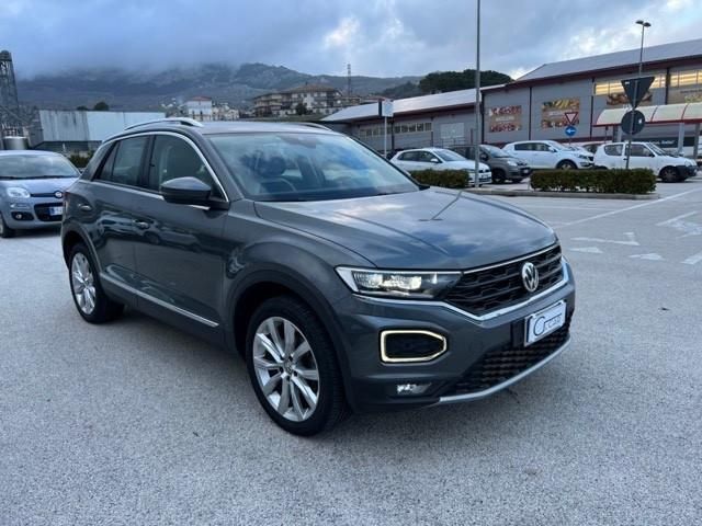 Usata VW T-Roc Advance 116 CV (85 kW) 2020 Grigio SUV