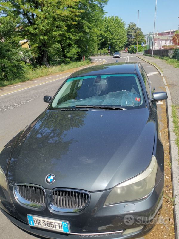 Usata BMW 525 197 CV (144 kW) 2008 Grigio Station wagon