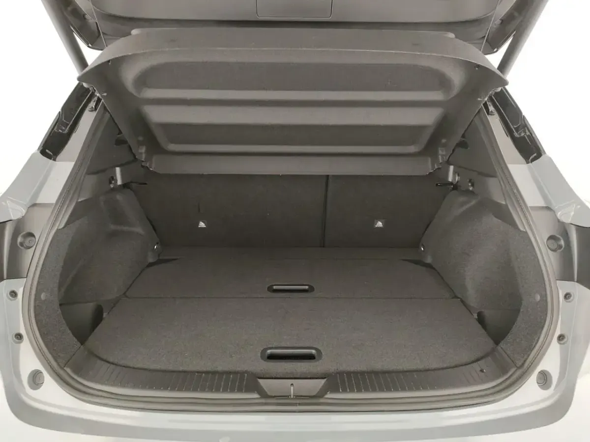 Usata Nissan Qashqai N-Connecta 158 CV (116 kW) 2025 Grigio SUV