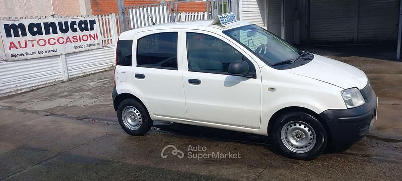Usata Fiat Panda 69 CV (50 kW) 2011 Bianco Utilitaria