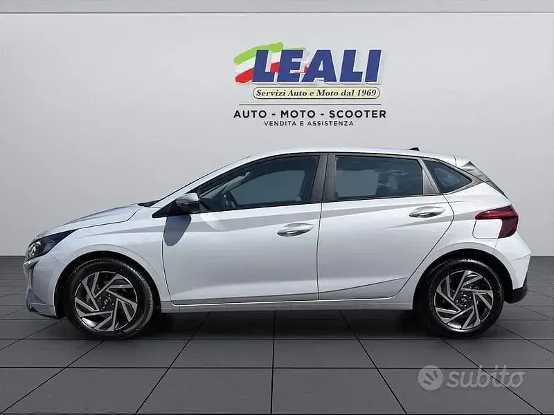 Nuova Hyundai i20 90 CV (66 kW) 2026 Grigio Utilitaria